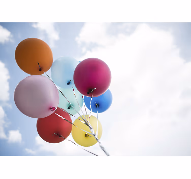 Rullgardin barn färgglada ballonger med himmel - Tenstickers