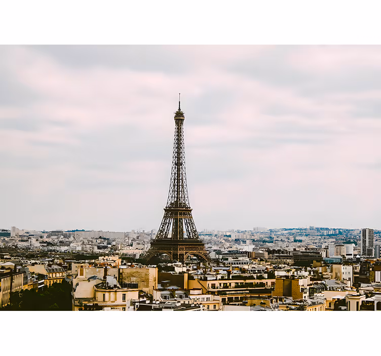 Fototapet eiffeltornet mitt i paris - Tenstickers