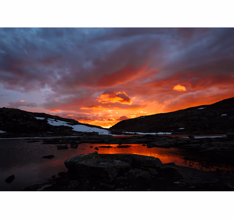 Fototapeter landskap fantastisk solnedgångsreflektion - Tenstickers