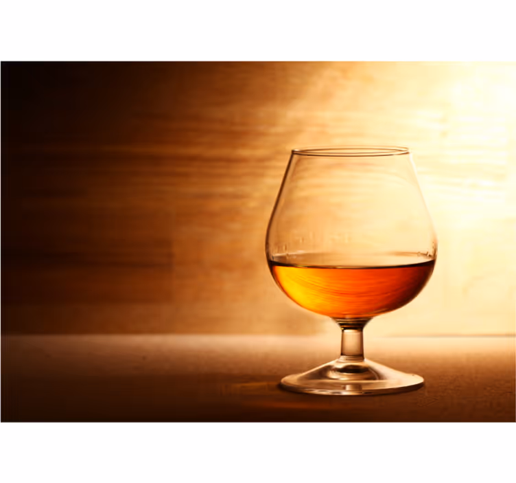 Fototapeter fordon glas av sprit - Tenstickers