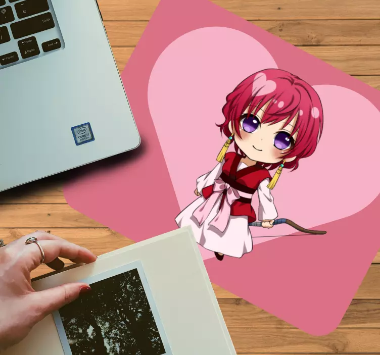 Anime musmatta chibi karaktär med hjärta - Tenstickers