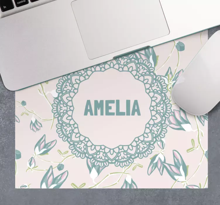 Musmatta med namn blommig spetsdesign - Tenstickers