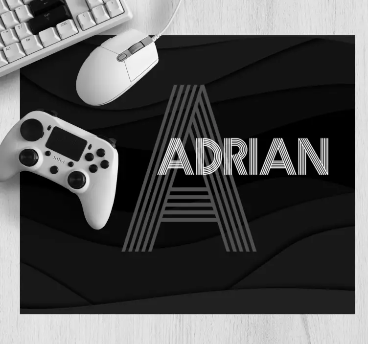 Namn, initial på svart personlig musmatta - Tenstickers