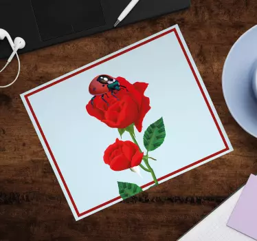 Original musmatta nyckelpiga på rosor - Tenstickers