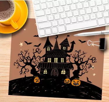 Spökhus med fladdermöss och läskiga pumpor original-mousepad - Tenstickers