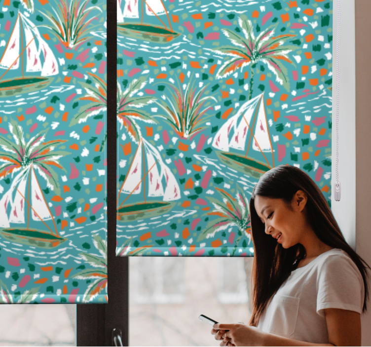 Segelbåtar och palmer Rullgardin blommig - Tenstickers