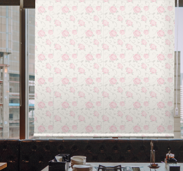 Känsliga rosa rosor Rullgardin blommig - Tenstickers