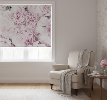Rullgardin vardagsrum eleganta rosa pionerblommor - Tenstickers