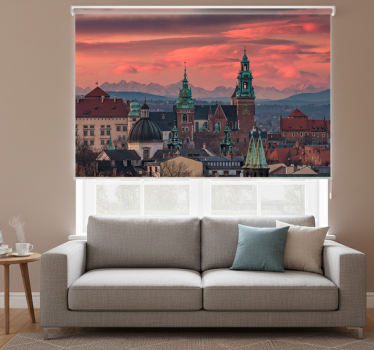 Rullgardin vardagsrum krakow med utsikt över tatrabergen - Tenstickers