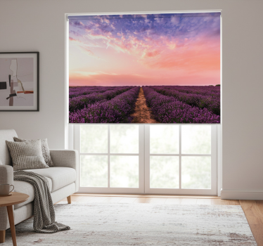 Rullgardin vardagsrum lavendelblommor i frankrike - Tenstickers