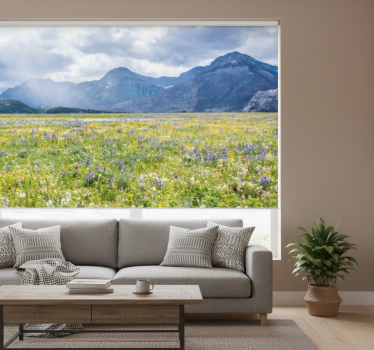 Rullgardin vardagsrum små blommor fält - Tenstickers