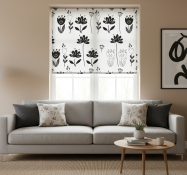 Rullgardin vardagsrum svarta och vita blommor - Tenstickers