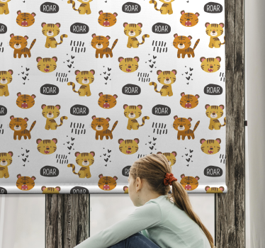 Babytigrar som ryter Rrullgardin barn - Tenstickers