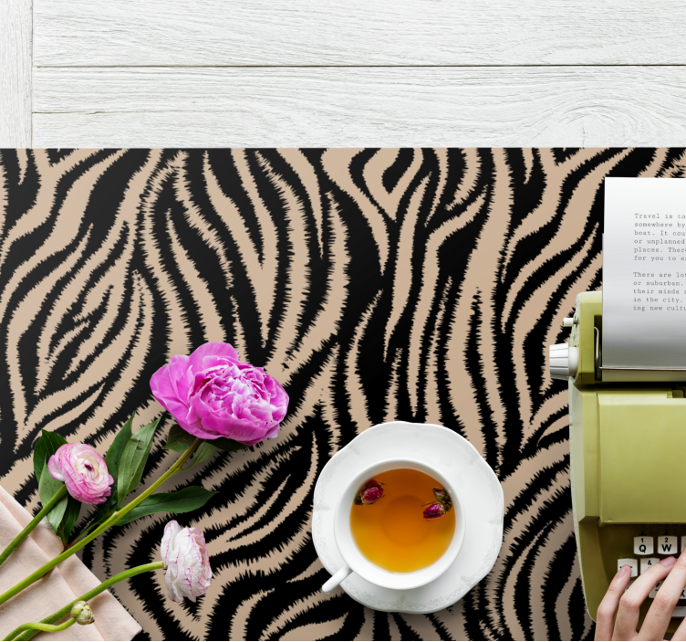 Bordstabletter med zebramönstrad yta - Tenstickers