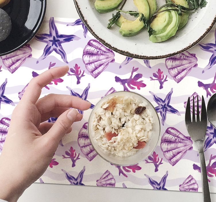 Lila snäckskal och sjöstjärna snäckskal - Tenstickers