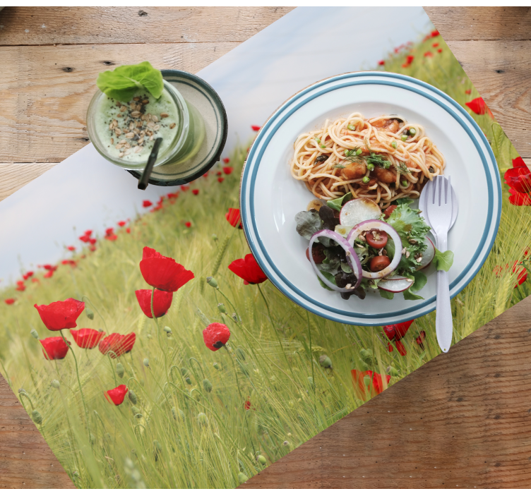 Röda rosor på ett grönt fält blommor bordstabletter - Tenstickers