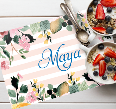Bordstabletter med namn floral anpassad namn - Tenstickers