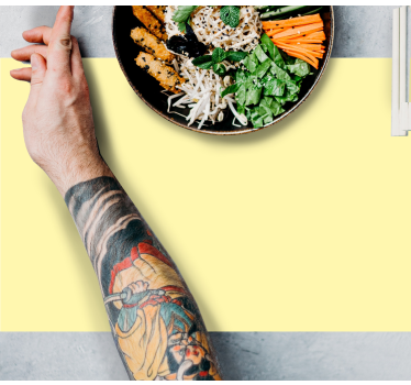 Bordstabletter tattooed arm sushi skål - Tenstickers