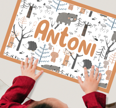 Skandinavisk skog med djur barn bordsmatta - Tenstickers