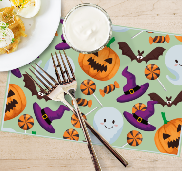 Tecknade spöken och med hattmönster halloween bordsmattor - Tenstickers