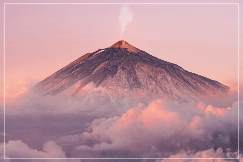 Bordstabletter modernt vulkanisk berglandskap - Tenstickers