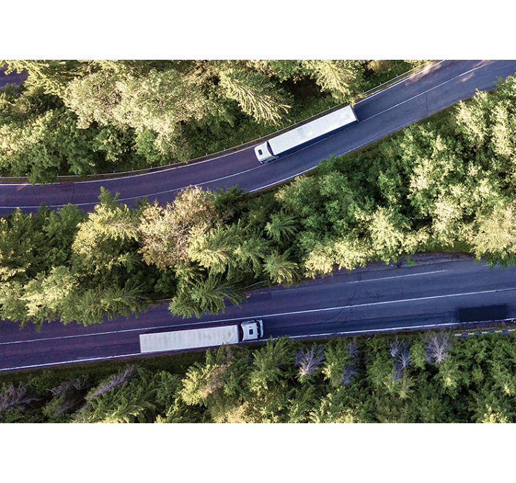 Lastbilar på motorvägen Fototapeter Fordon - Tenstickers