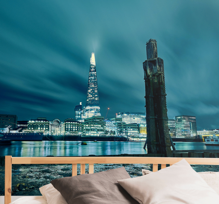 Fototapeter london shard tower natt - Tenstickers