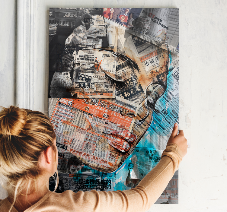 Kvinna ansikte på tidningar canvastavlor - Tenstickers