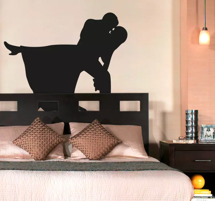 Sex i sängen silhuett klistermärke - Tenstickers