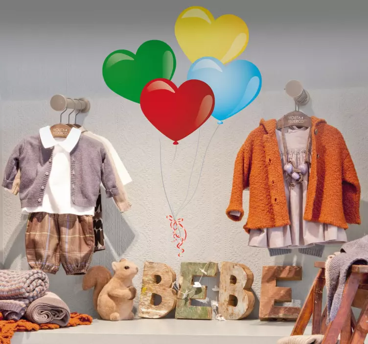 Färgat hjärta ballonger klistermärke - Tenstickers