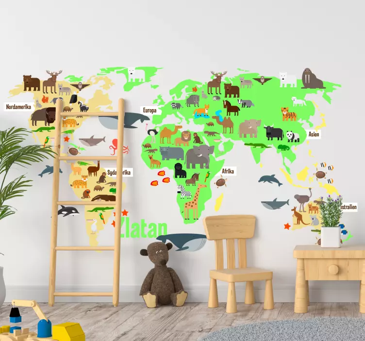 Fauna världskarta med namn i svensk väggdekor - Tenstickers