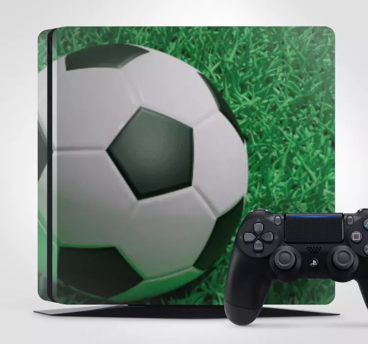 Fotboll på ett gräsplan ps4 klistermärken - Tenstickers