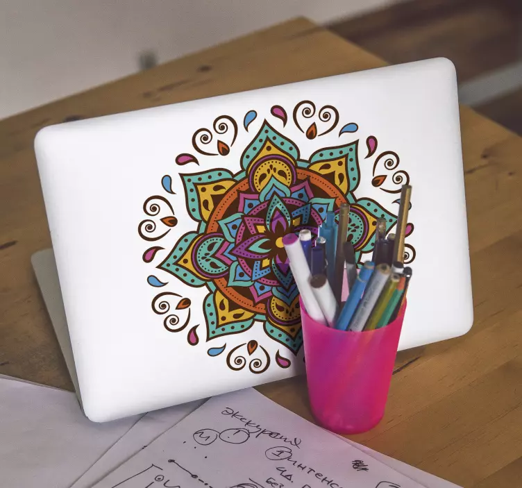 Klassisk mandala laptop klistermärke - Tenstickers
