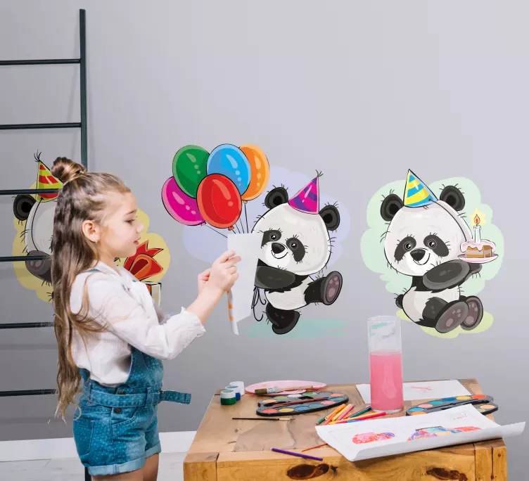Klistermärke för barn söta panda firande - Tenstickers