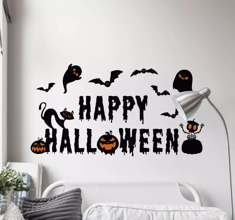 Text med olika varelser halloween dekal - Tenstickers
