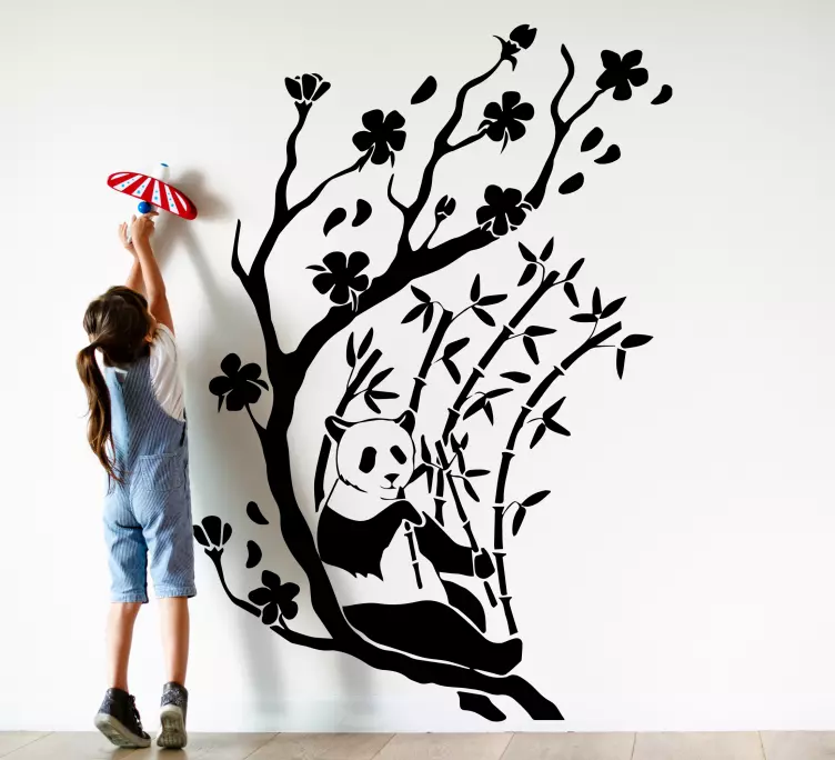 Panda i bambu träd illustration klistermärke - Tenstickers