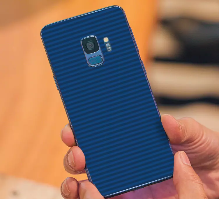 Randigt blått omslag Samsung klistermärken - Tenstickers