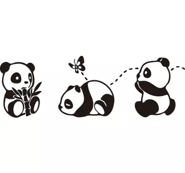 Panda som leker med vilda djurklistermärken för fjäril - Tenstickers