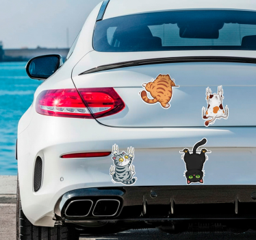 Bil klistermärke 3d look klättrande katt - Tenstickers