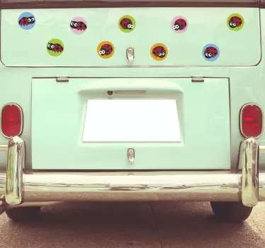 Glad nyckelpigasamling bil klistermärke - Tenstickers