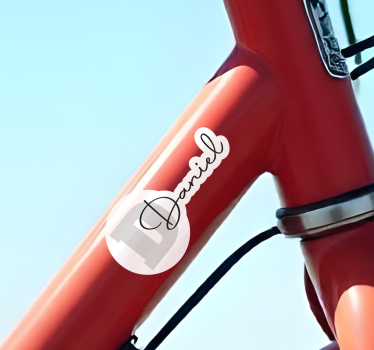 Personligt namn med initial klistermärken till cykel - Tenstickers