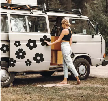 Söt blomuppsättning dekal husvagn - Tenstickers