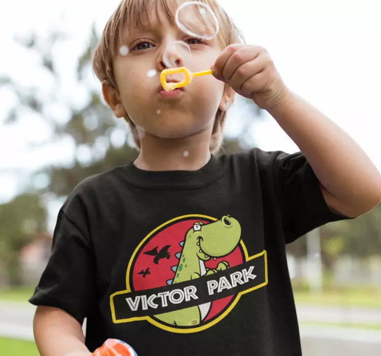 Jurassic park dinosaurie t-shirt med namn - Tenstickers