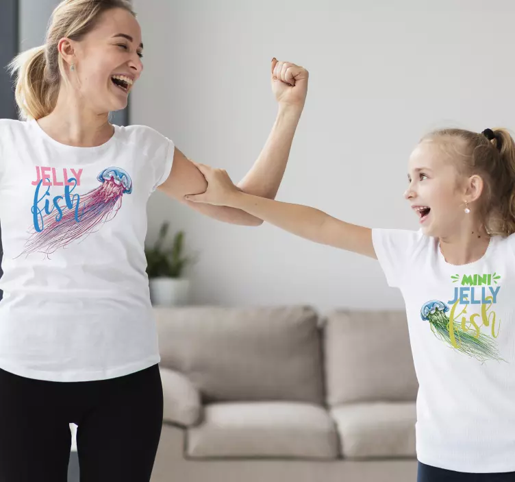 Realistisk hand rita maneter - Tenstickers