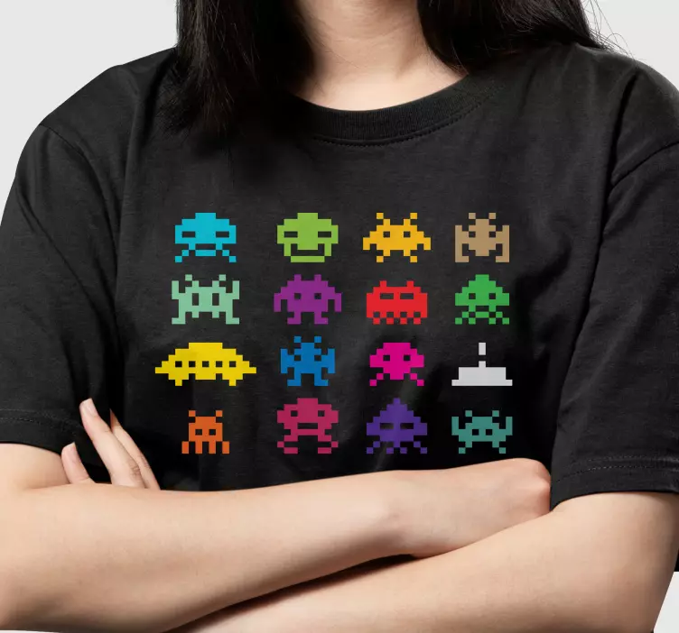 Space invaders anpassad t-shirt - Tenstickers