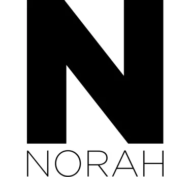 T-shirt med namn med fet initial och namn - Tenstickers