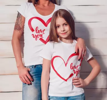 Anpassad namn hjärtan mors dag t-shirt - Tenstickers
