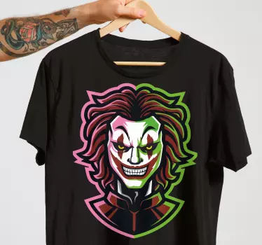 Creepy clown character t-shirt - Tenstickers