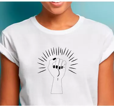 Empowermentens knutna hand t-shirt - Tenstickers