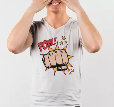 Knytnäve slår med bokstäver t-shirt - Tenstickers